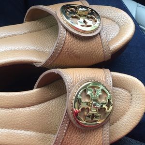 Tory Burch tan wedge size 7